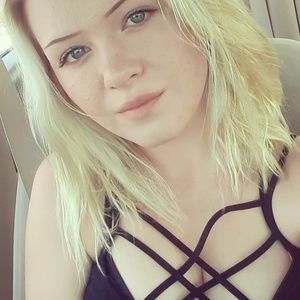 Meet your Posher, Aurora